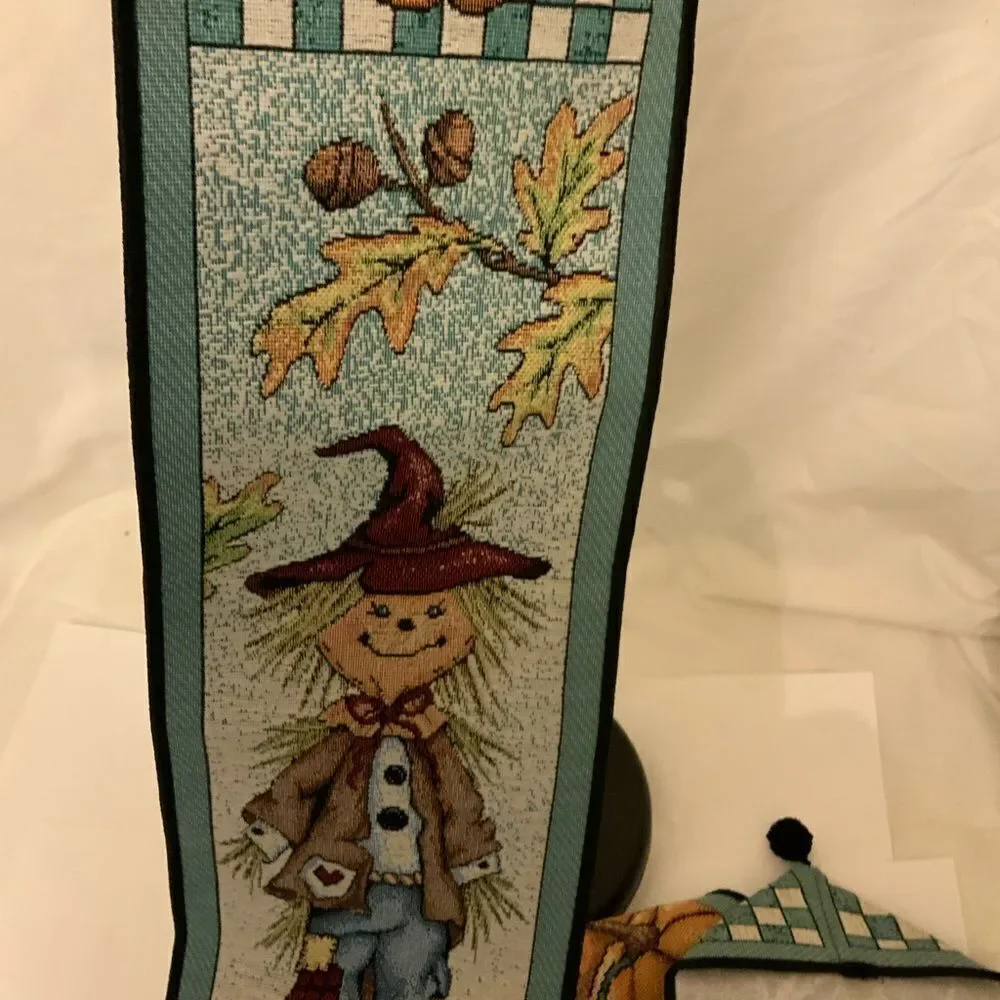 Fall Thanksgiving Halloween Wallhanging | Scarecrow, Pumpkins Tapestry  5.75x41